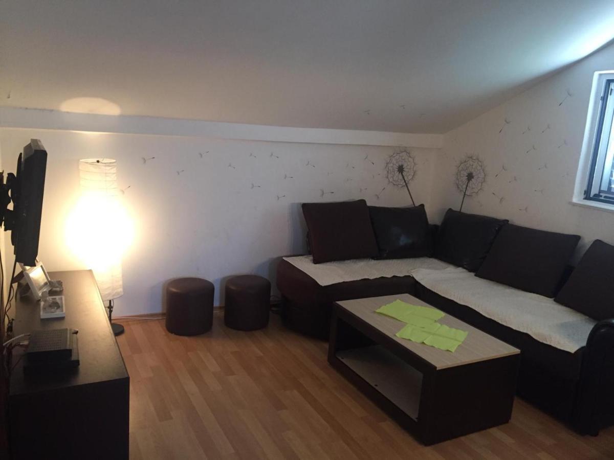 Apartment Julian Kamenari Esterno foto